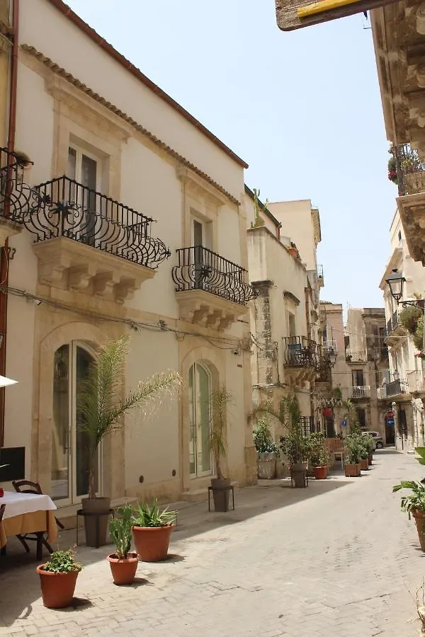 Splendida Santa Teresa Italy
