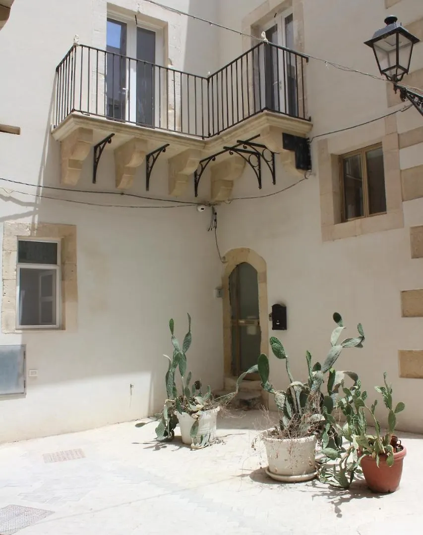 Splendida Santa Teresa Apartment Syracuse