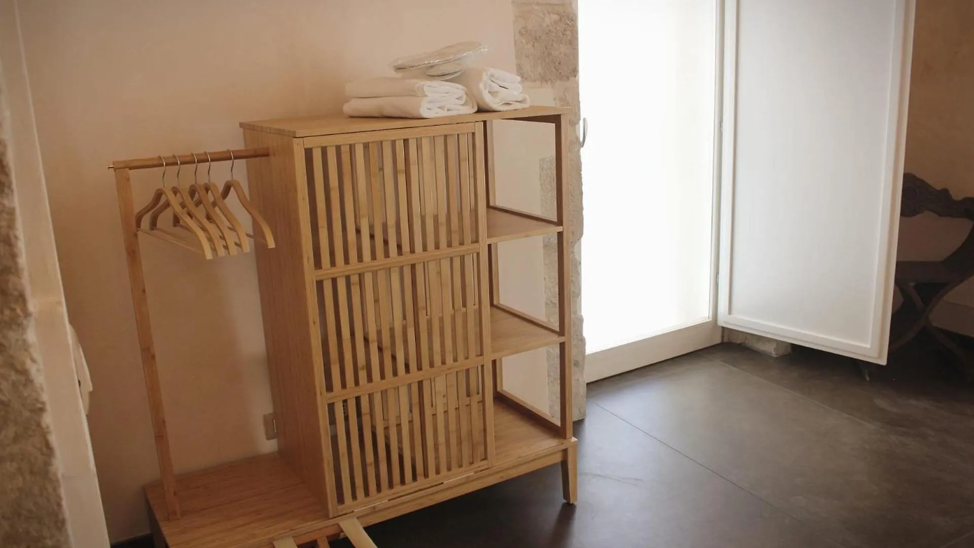 Splendida Santa Teresa Apartment Syracuse